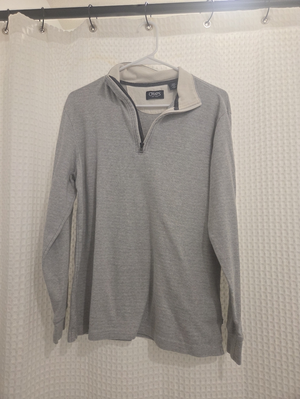 Chaps Men's Light Gray Zip-Neck Pullover Sweater